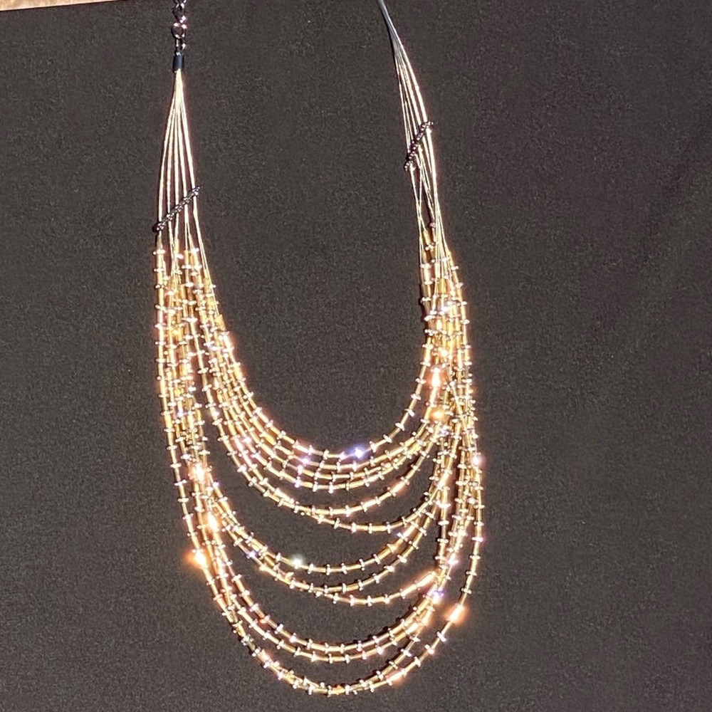 Gold sparkle staple necklace